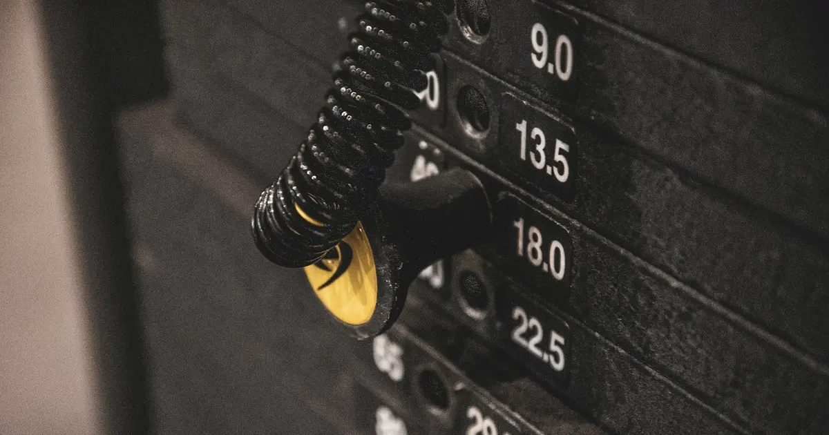Advanced Focus Mitts Combinations for MMA: Sharpen Pro-Level Striking