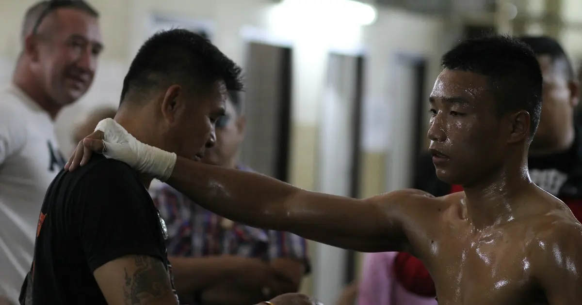 Master Muay Thai Clinch Techniques for MMA Dominance