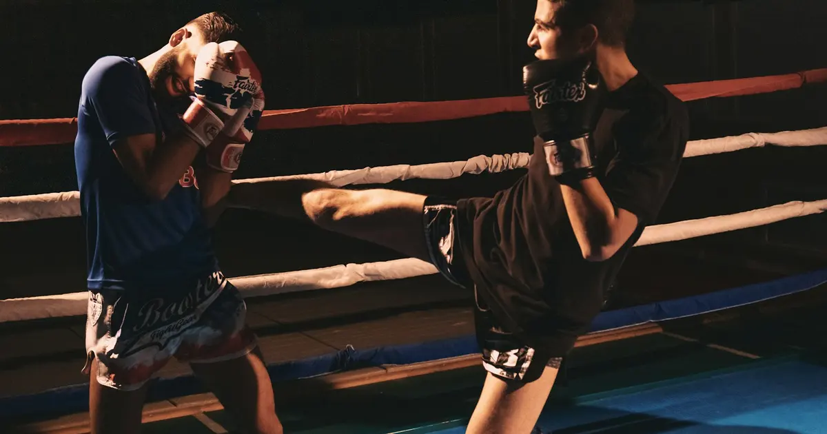 10 Essential Heavy Bag Drills for MMA Striking Power and Endurance