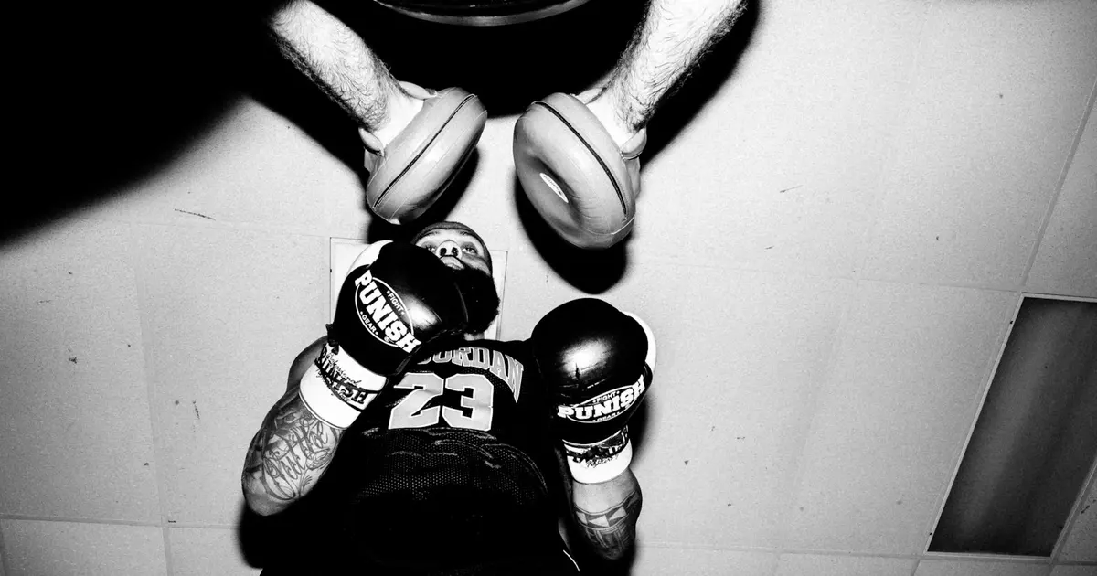 Beginner Focus Mitts Drills for MMA: Master Precision Striking